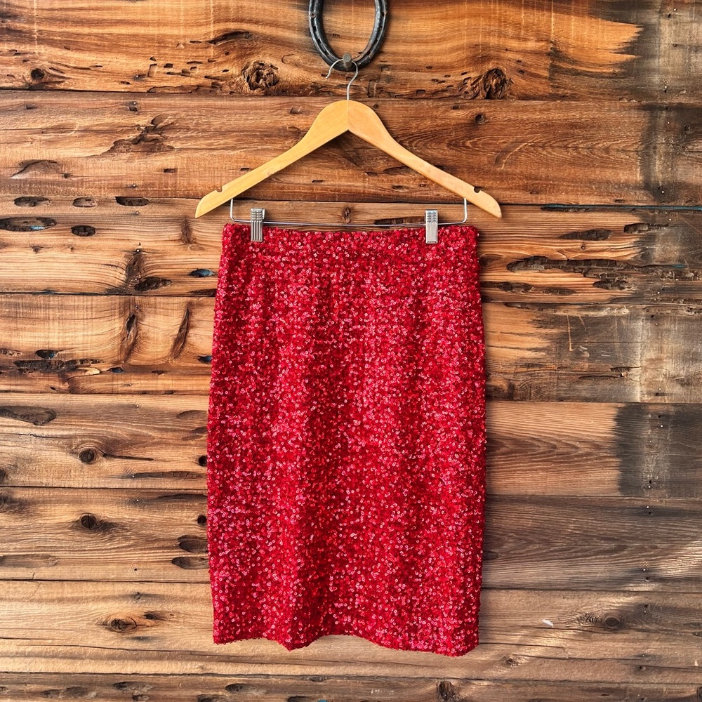 TAHARI | Elegant Red Sequin Skirt 6